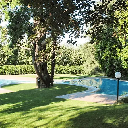 Res. Parco Eremitage * Porto Valtravaglia